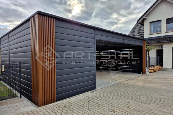 Wiata blaszana z przestronnym pomieszczeniem gospodarczym